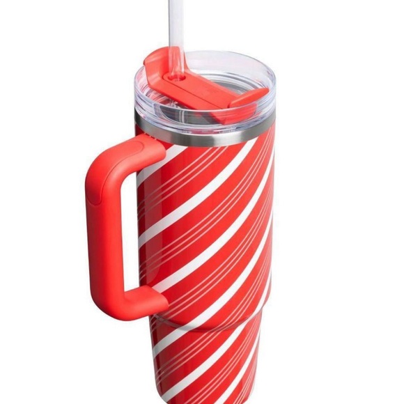 NWT Stanley Holiday Candy Cane Striped Tumbler with Handle 30oz - Picture 2 of 7